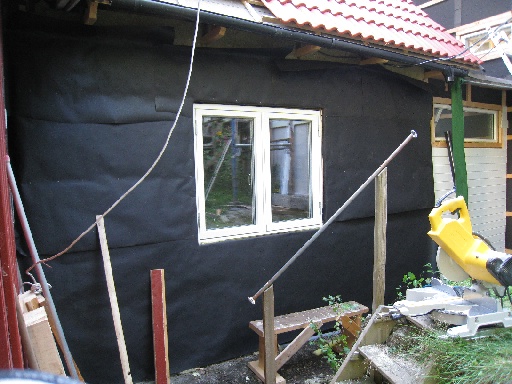 IMG_0759.JPG - Klart med vindpapp och nytt fönster(ett bra dagsverke)