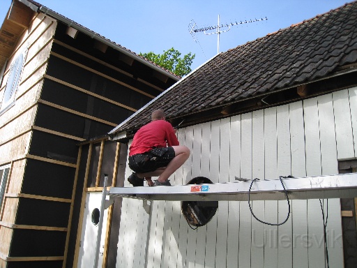 IMG_0446.JPG - Måste såga bort allt gammalt