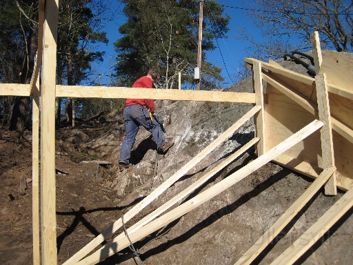 IMG_0153.JPG - massor med hål