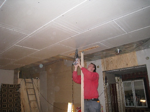 IMG_1190.JPG - Skurvmaskin och stötta är jäkligt bra att ha...:)